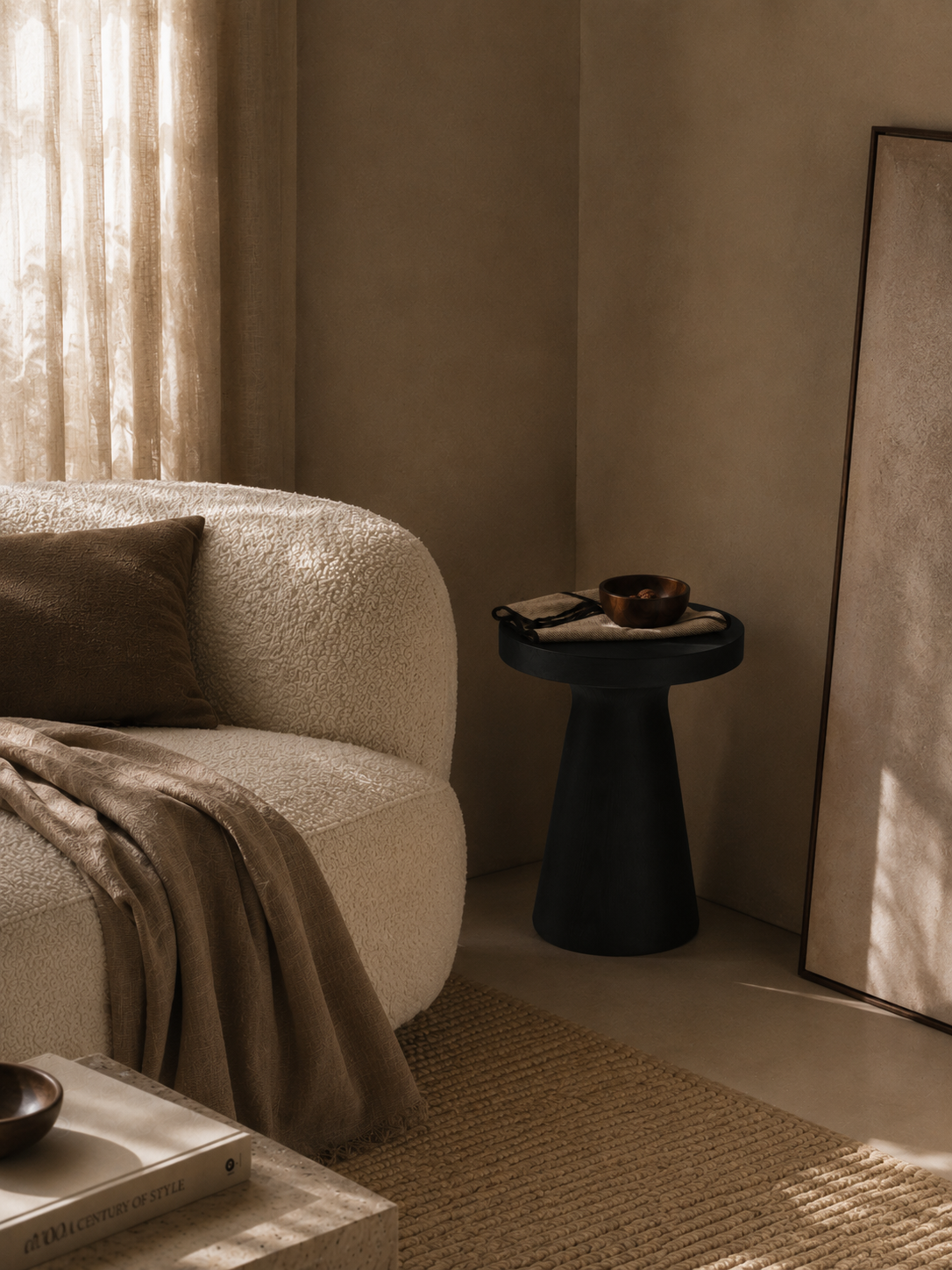 FIJI SIDE TABLE — BLACK